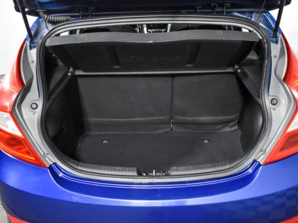 Hyundai Solaris I с пробегом 2012 года, цена 575 000 рублей, 267873 км, хэтчбек, Автокод Объявления