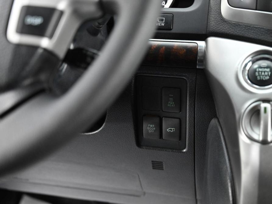 Toyota Land Cruiser 200 Series Рестайлинг 1 Москва  - изображение 12