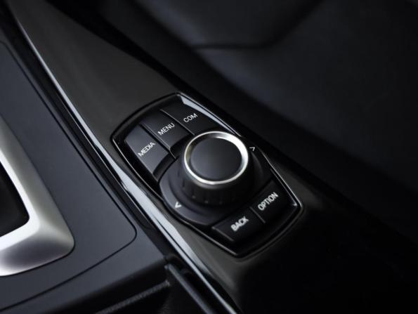 BMW 3 серии VI (F3x) Рестайлинг с пробегом 2018 года, цена 1 449 000 рублей, 262285 км, седан, Автокод Объявления