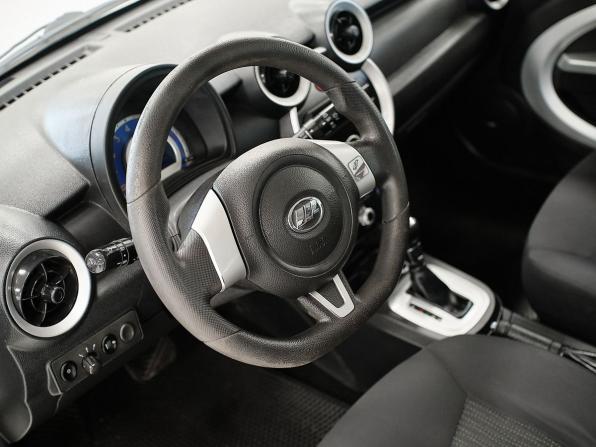 Lifan Smily I Рестайлинг (330) с пробегом 2014 года, цена 321 000 рублей, 106113 км, хэтчбек, Автокод Объявления