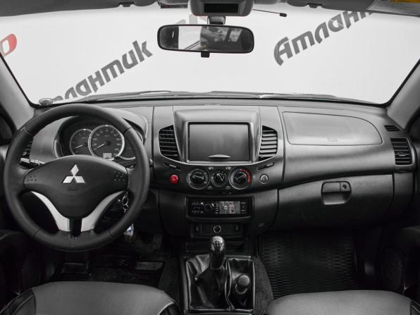 Mitsubishi L200 IV с пробегом 2013 года, цена 1 390 000 рублей, 215814 км, пикап, Автокод Объявления