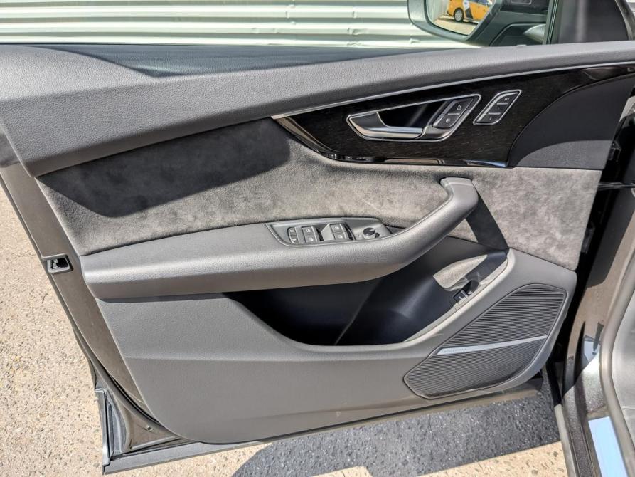Audi Q8 I (4M) Москва  - изображение 19