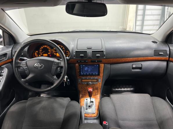 Toyota Avensis II Рестайлинг с пробегом 2008 года, цена 1 050 000 рублей, 258488 км, седан, Автокод Объявления