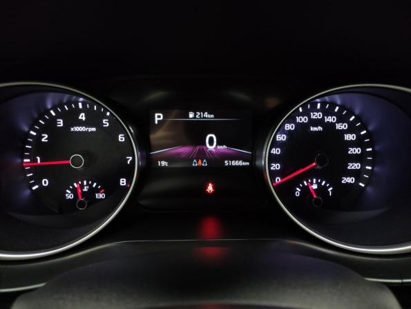 Kia Ceed III Рестайлинг с пробегом 2022 года, цена 2 100 000 рублей, 51600 км, хэтчбек, Автокод Объявления