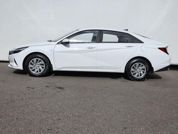 Hyundai Elantra VII (CN7) с пробегом 2022 года, цена 2 130 000 рублей, 64001 км, седан, Автокод Объявления