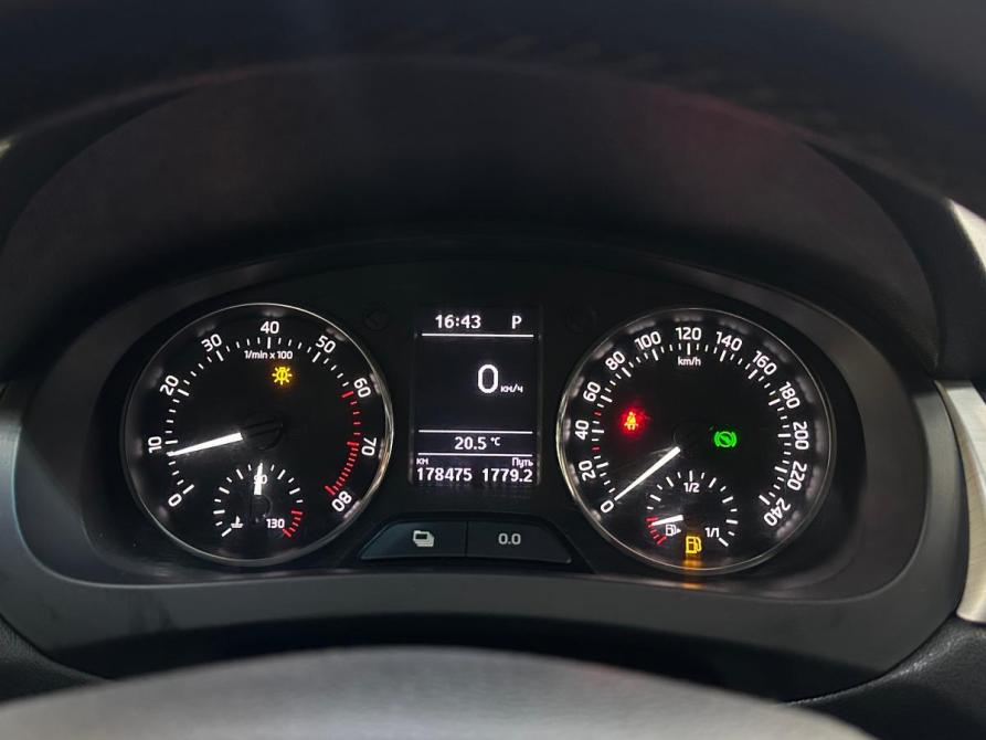 Skoda Rapid I Санкт-Петербург  - изображение 14