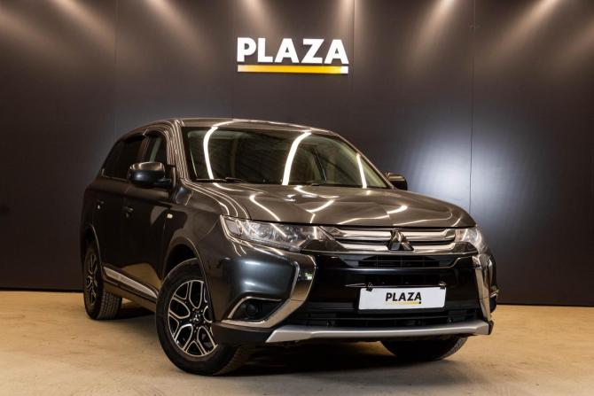Mitsubishi Outlander III Рестайлинг 2 с пробегом 2018 года, цена 1 679 000 рублей, 134817 км, внедорожник, Автокод Объявления