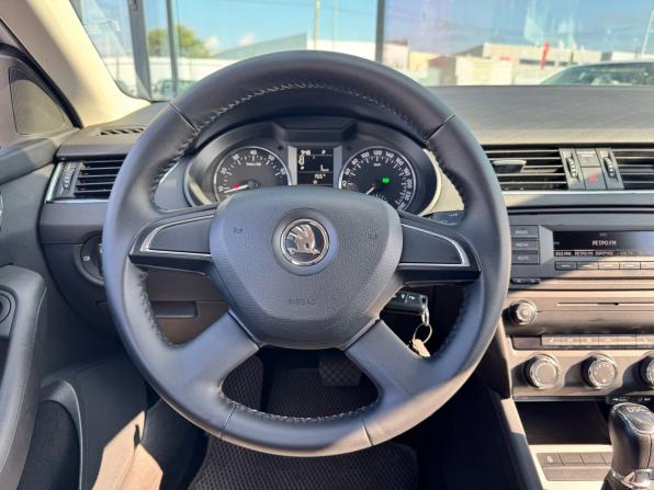 Skoda Octavia III (A7) с пробегом 2013 года, цена 1 170 000 рублей, 129914 км, лифтбек, Автокод Объявления