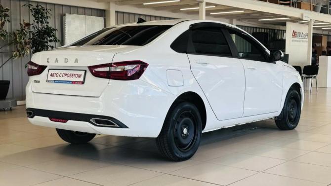 Lada (ВАЗ) Vesta I Рестайлинг (NG) с пробегом 2023 года, цена 1 238 000 рублей, 30000 км, седан, Автокод Объявления