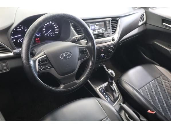 Hyundai Solaris II с пробегом 2017 года, цена 1 176 000 рублей, 192000 км, седан, Автокод Объявления