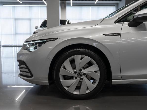 Volkswagen Golf VIII с пробегом 2020 года, цена 2 990 000 рублей, 76861 км, хэтчбек, Автокод Объявления