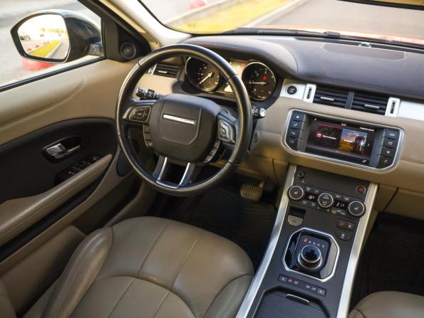 Land Rover Range Rover Evoque I Рестайлинг с пробегом 2018 года, цена 2 650 000 рублей, 89000 км, внедорожник, Автокод Объявления