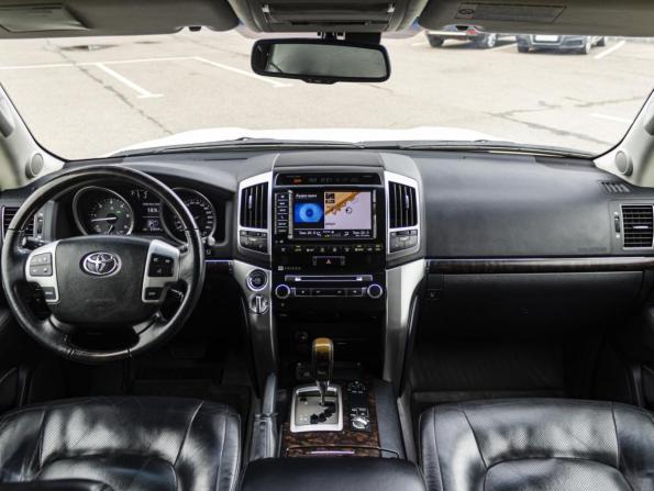 Toyota Land Cruiser 200 Series Рестайлинг 1 с пробегом 2012 года, цена 4 099 000 рублей, 93042 км, внедорожник, Автокод Объявления