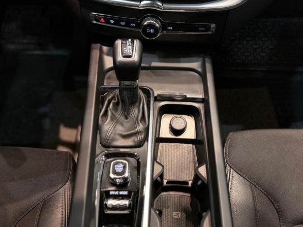 Volvo XC60 II с пробегом 2020 года, цена 3 399 000 рублей, 155000 км, внедорожник, Автокод Объявления