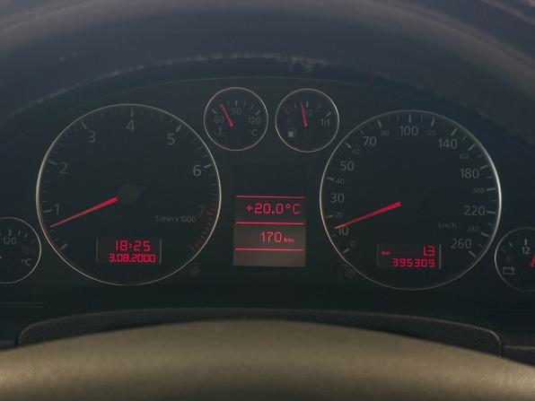 Audi A6 II (C5) Рестайлинг с пробегом 2003 года, цена 487 000 рублей, 395309 км, седан, Автокод Объявления