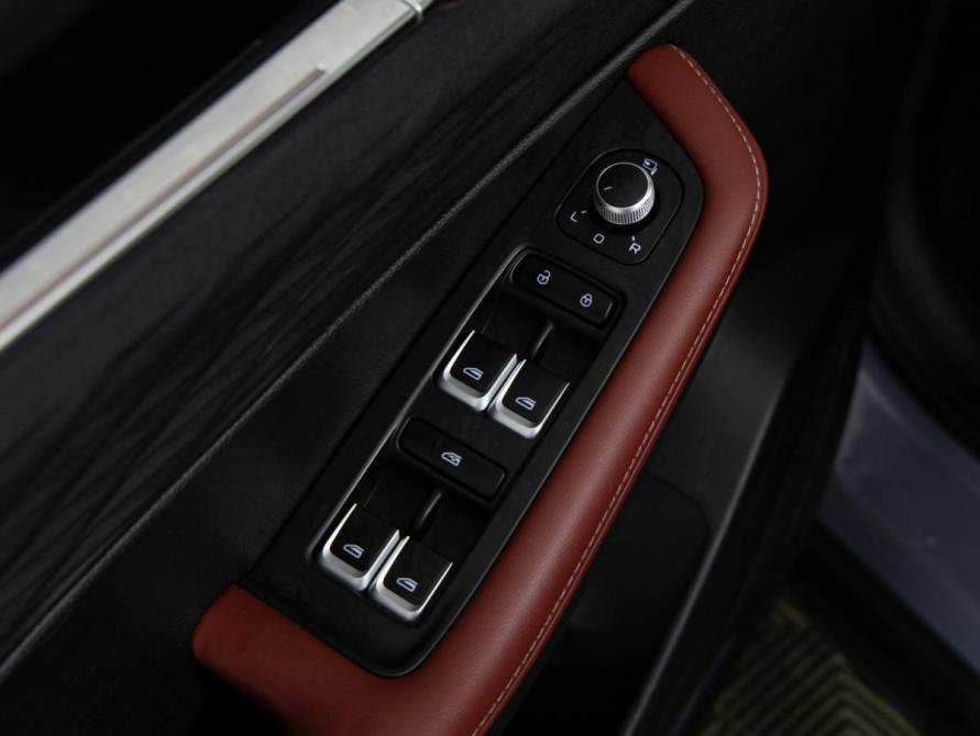 Geely Coolray I Рестайлинг Санкт-Петербург  - изображение 18