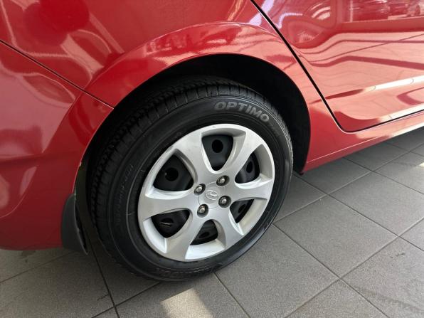 Hyundai Solaris I с пробегом 2012 года, цена 1 040 000 рублей, 37005 км, хэтчбек, Автокод Объявления