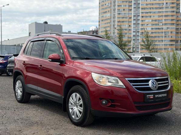 Volkswagen Tiguan I с пробегом 2011 года, цена 695 000 рублей, 260000 км, внедорожник, Автокод Объявления