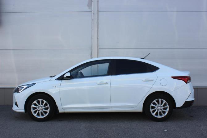 Hyundai Solaris II Рестайлинг с пробегом 2020 года, цена 1 760 000 рублей, 53985 км, седан, Автокод Объявления
