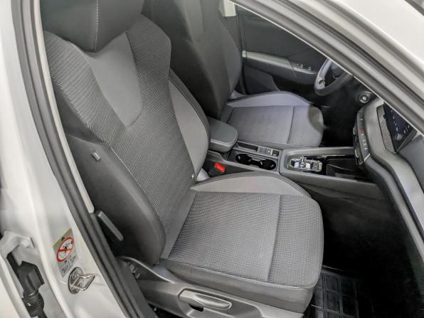 Skoda Octavia IV (A8) с пробегом 2021 года, цена 2 410 000 рублей, 39440 км, лифтбек, Автокод Объявления