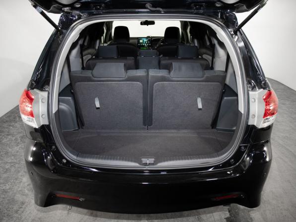 Toyota Wish II с пробегом 2010 года, цена 1 079 500 рублей, 188009 км, минивэн, Автокод Объявления