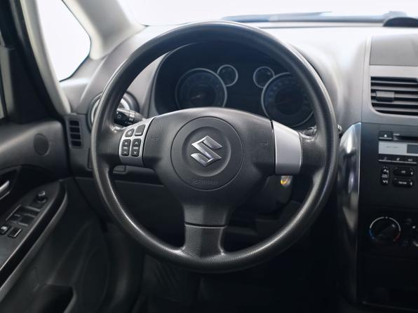 Suzuki SX4 I (Classic) Рестайлинг с пробегом 2010 года, цена 610 000 рублей, 178236 км, хэтчбек, Автокод Объявления