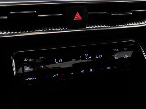Kia K5 III с пробегом 2021 года, цена 2 150 000 рублей, 102522 км, седан, Автокод Объявления