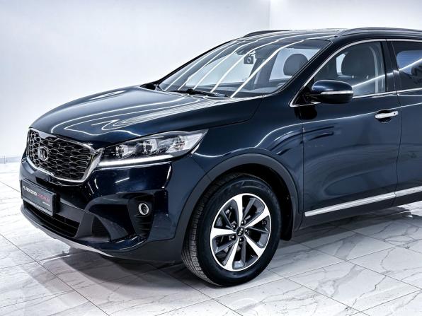 Kia Sorento III Prime Рестайлинг с пробегом 2019 года, цена 2 749 990 рублей, 89200 км, внедорожник, Автокод Объявления