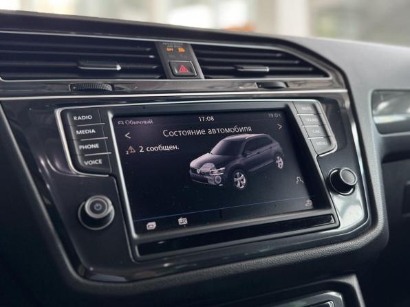 Volkswagen Tiguan II с пробегом 2017 года, цена 2 199 000 рублей, 143045 км, внедорожник, Автокод Объявления