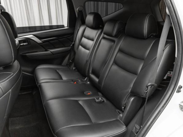 Mitsubishi Pajero Sport III с пробегом 2018 года, цена 3 380 000 рублей, 127453 км, внедорожник, Автокод Объявления