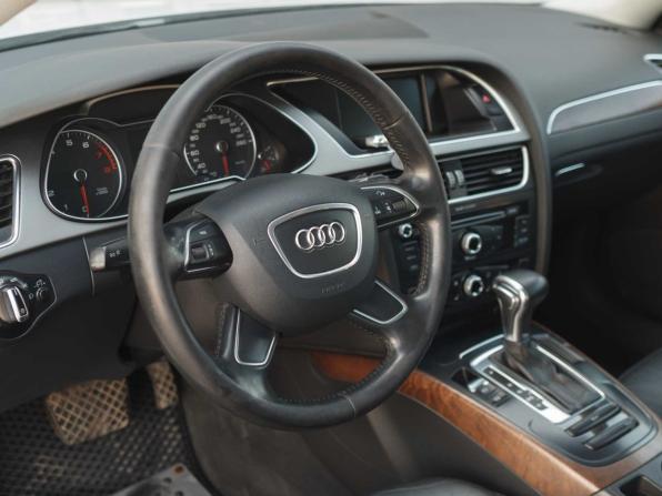 Audi A4 IV (B8) Рестайлинг с пробегом 2014 года, цена 1 590 000 рублей, 401908 км, седан, Автокод Объявления