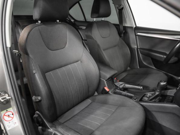 Skoda Octavia III (A7) Рестайлинг с пробегом 2018 года, цена 2 039 000 рублей, 138357 км, лифтбек, Автокод Объявления
