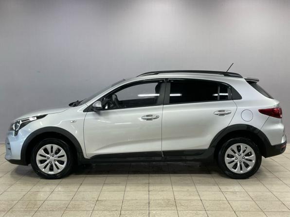 Kia Rio IV Рестайлинг с пробегом 2021 года, цена 1 730 000 рублей, 71000 км, хэтчбек, Автокод Объявления