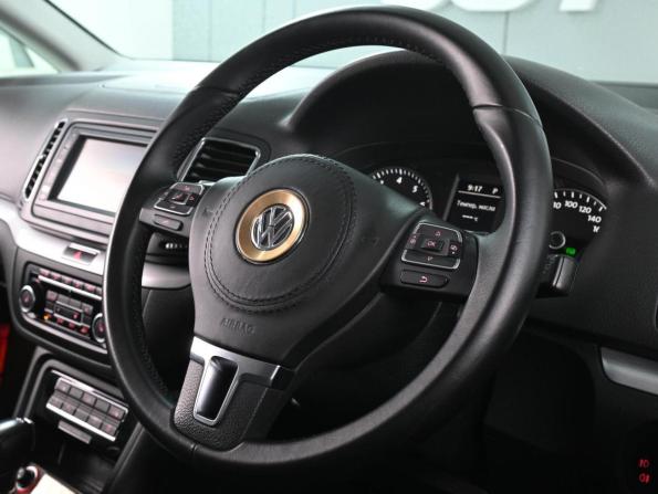 Volkswagen Sharan II с пробегом 2011 года, цена 1 265 000 рублей, 145827 км, минивэн, Автокод Объявления