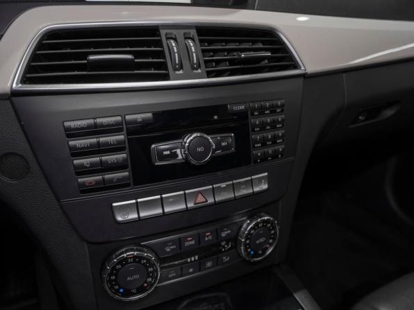 Mercedes-Benz C-Класс III (W204) Рестайлинг с пробегом 2012 года, цена 1 245 000 рублей, 206135 км, седан, Автокод Объявления