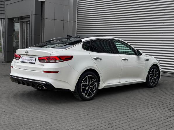 Kia Optima IV Рестайлинг с пробегом 2018 года, цена 2 295 000 рублей, 68563 км, седан, Автокод Объявления