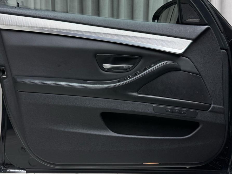 BMW M5 V (F10) Ижевск  - изображение 29
