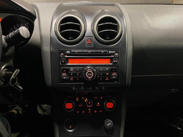 Nissan Qashqai I с пробегом 2007 года, цена 590 000 рублей, 301786 км, внедорожник, Автокод Объявления