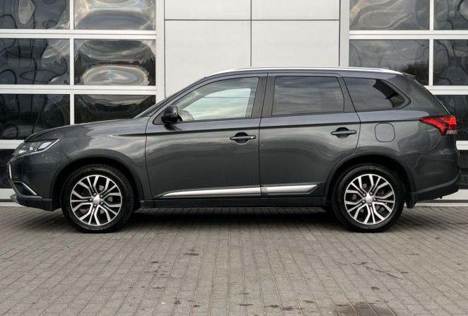 Mitsubishi Outlander III Рестайлинг 2 с пробегом 2018 года, цена 2 050 000 рублей, 147311 км, внедорожник, Автокод Объявления