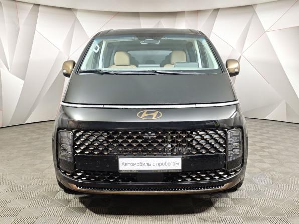 Hyundai Staria I с пробегом 2025 года, цена 8 760 000 рублей, 2864 км, минивэн, Автокод Объявления