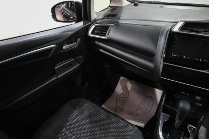 Honda Fit III Рестайлинг с пробегом 2019 года, цена 1 289 000 рублей, 63000 км, хэтчбек, Автокод Объявления