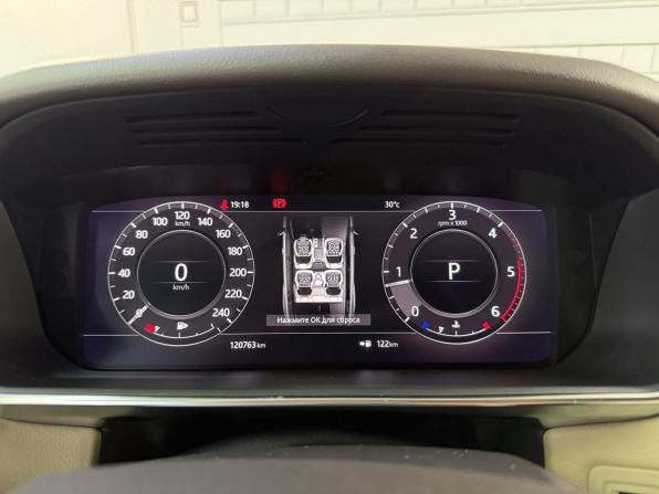 Land Rover Range Rover Sport II Рестайлинг с пробегом 2018 года, цена 4 649 000 рублей, 120000 км, внедорожник, Автокод Объявления