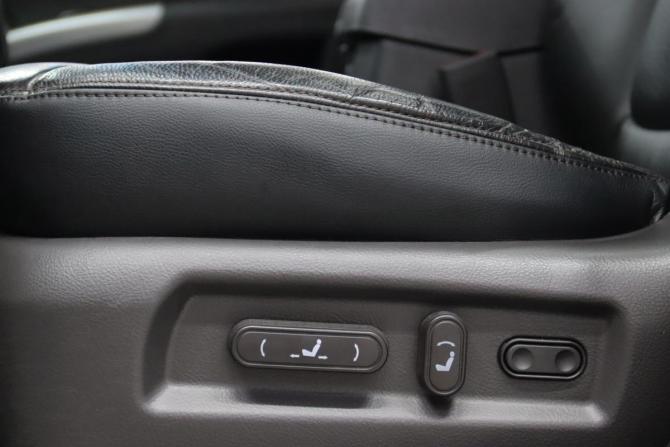Hyundai Santa Fe II Рестайлинг с пробегом 2011 года, цена 1 395 950 рублей, 152022 км, внедорожник, Автокод Объявления