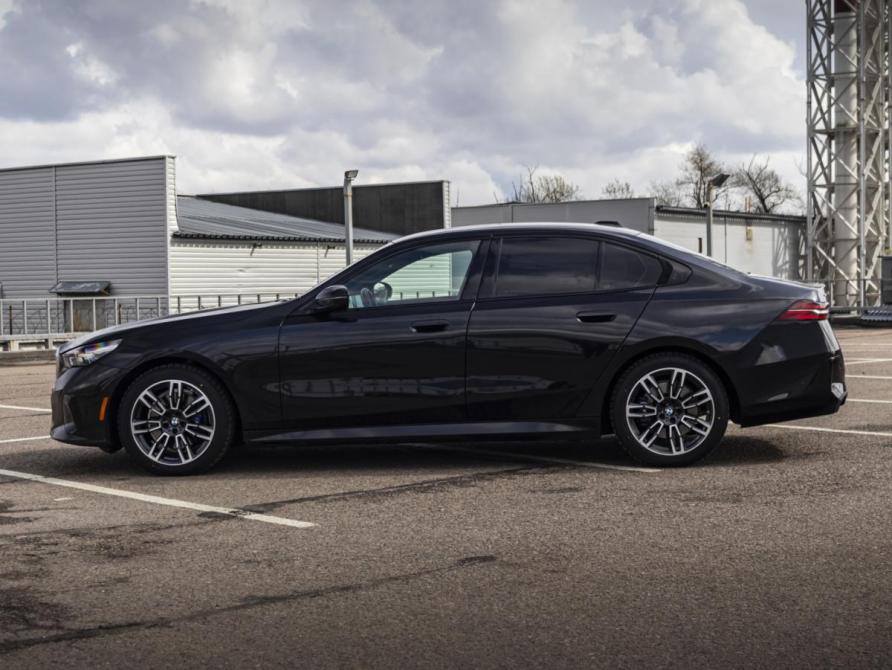 BMW 5 серии VIII (G60/G61/G68) Москва  - изображение 9