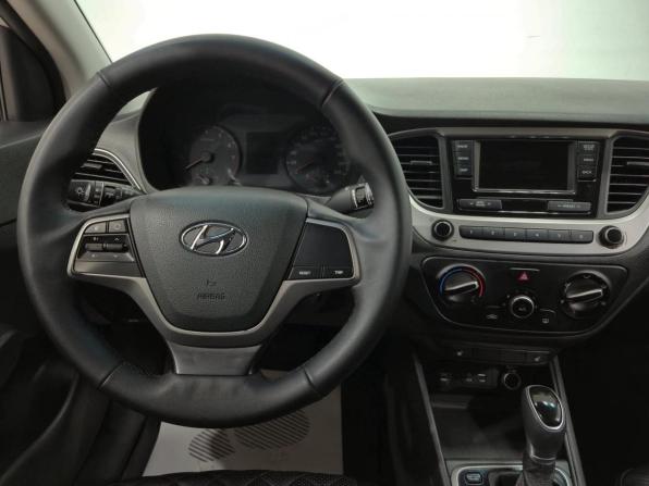 Hyundai Solaris II с пробегом 2019 года, цена 1 280 000 рублей, 144285 км, седан, Автокод Объявления