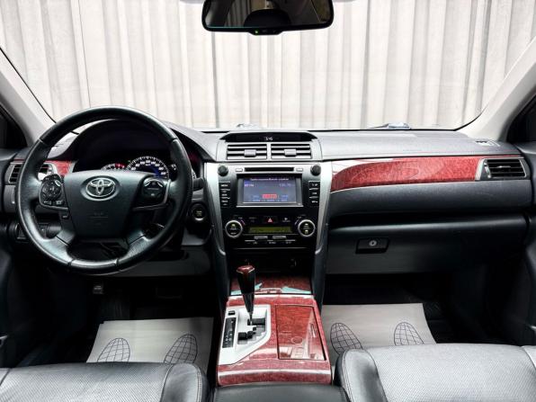 Toyota Camry VII (XV50) с пробегом 2014 года, цена 1 599 000 рублей, 183448 км, седан, Автокод Объявления