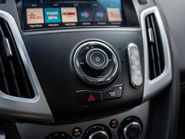Ford Focus III с пробегом 2014 года, цена 600 000 рублей, 214337 км, универсал, Автокод Объявления