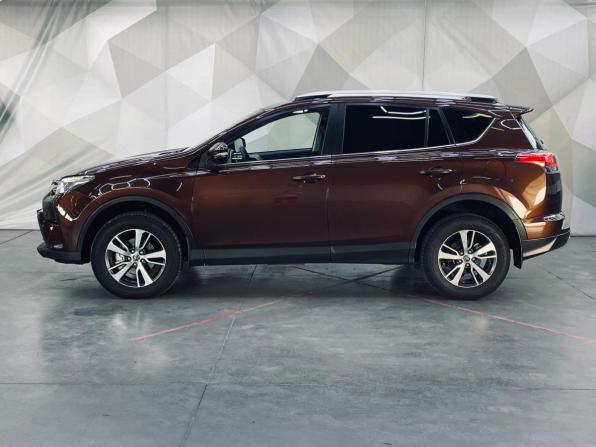 Toyota RAV4 IV (XA40) Рестайлинг с пробегом 2017 года, цена 2 320 000 рублей, 106955 км, внедорожник, Автокод Объявления