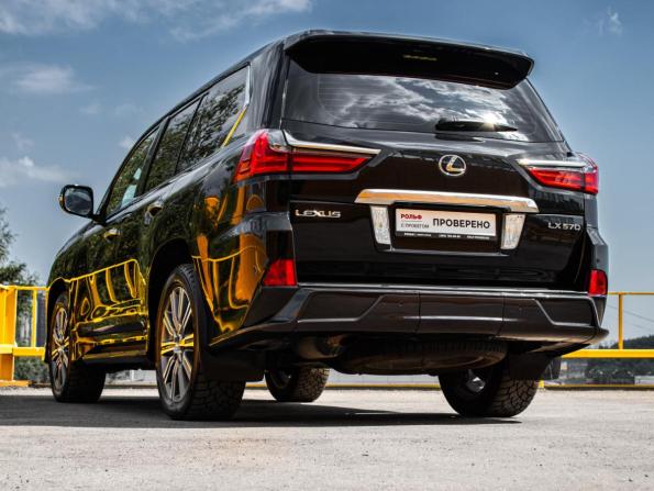 Lexus LX III Рестайлинг 2 с пробегом 2017 года, цена 8 598 000 рублей, 87222 км, внедорожник, Автокод Объявления
