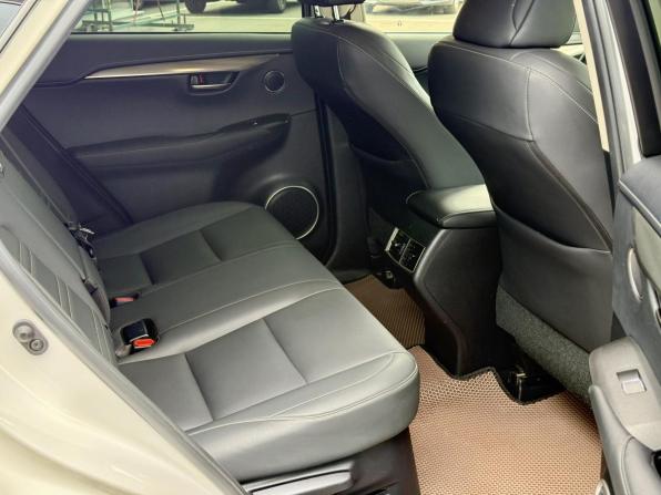 Lexus NX I Рестайлинг с пробегом 2020 года, цена 3 519 000 рублей, 105789 км, внедорожник, Автокод Объявления